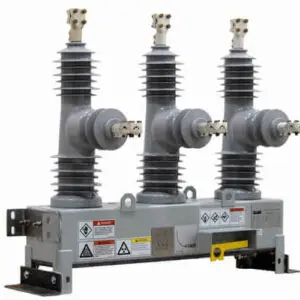 Restaurador Teros G&W Electric trifásico 15/27 kV fabricado en México con certificado CFE-LAPEM y relevador Ingeteam.